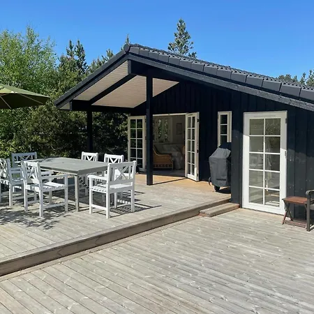 Vakantiehuis Relaxed Summer House By The North Sea *