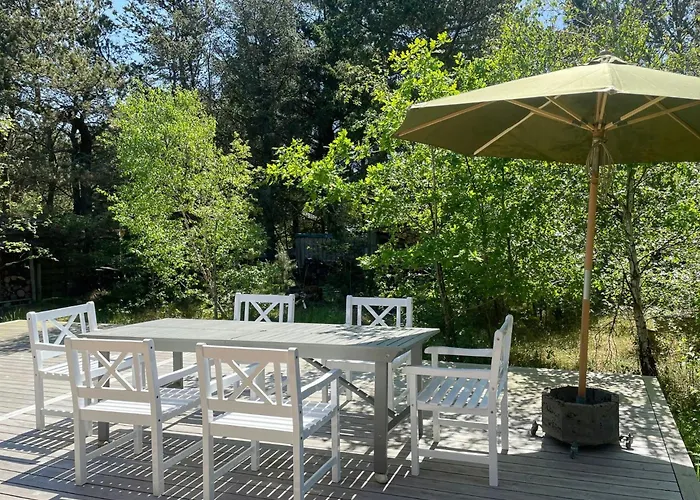 Relaxed Summer House By The North Sea *